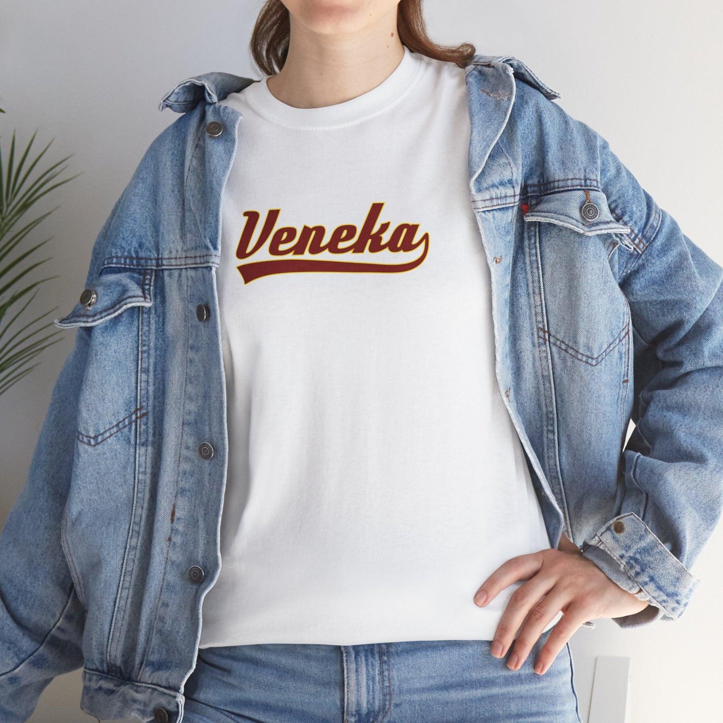 Veneka T-Shirt