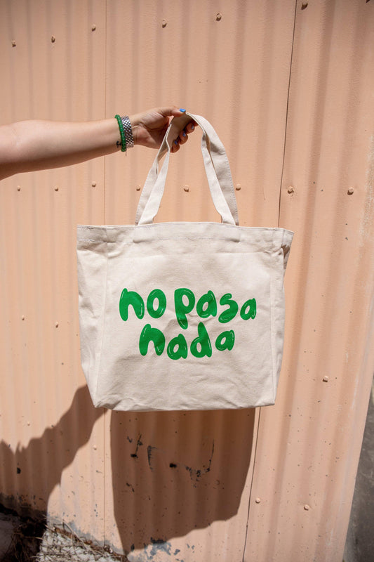 No pasa nada tote ( A Very Vero Collection)